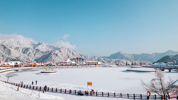 西岭雪山：一个“南方冰雪产业系统运营商”样本的崛起